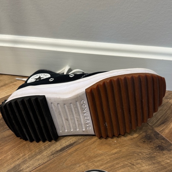 Converse Black and White Platform High-Tops - Picture 4 of 5